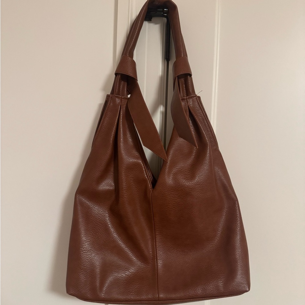 Elegant Brown Leather Tote Bag